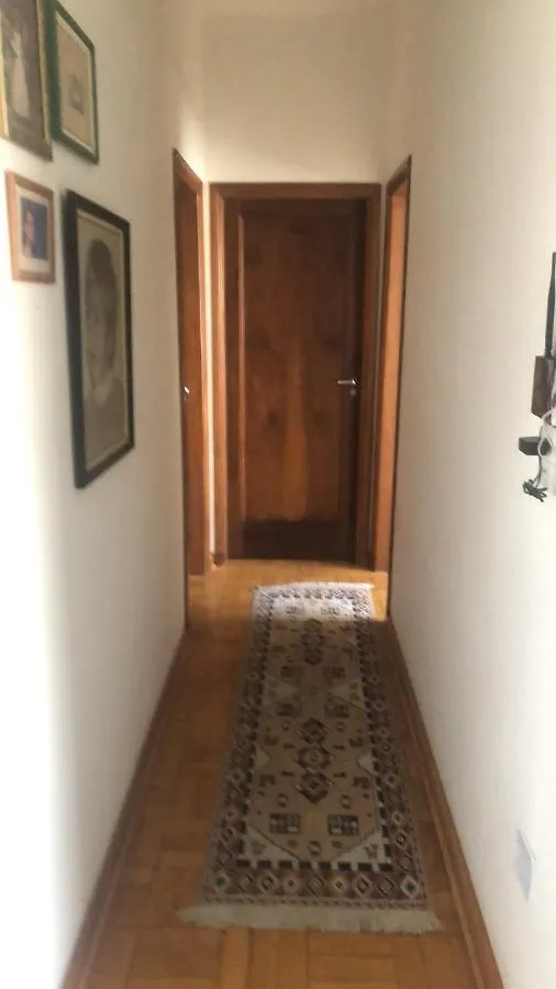 Quarto Amplo Cama Queen Em Apartamento Duplex Sao Paulo